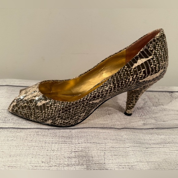 ARTURO CHIANG Women's Snakeskin Peep Toe Heels/size 7 - Picture 1 of 15